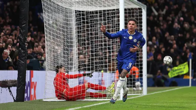 Enzo Fernandez celebrates before the goal was disallowed