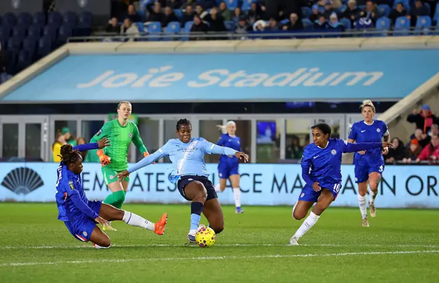 Khadija Shaw of Manchester City misses a chance