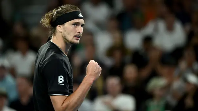 Alexander Zverev celebrates victory