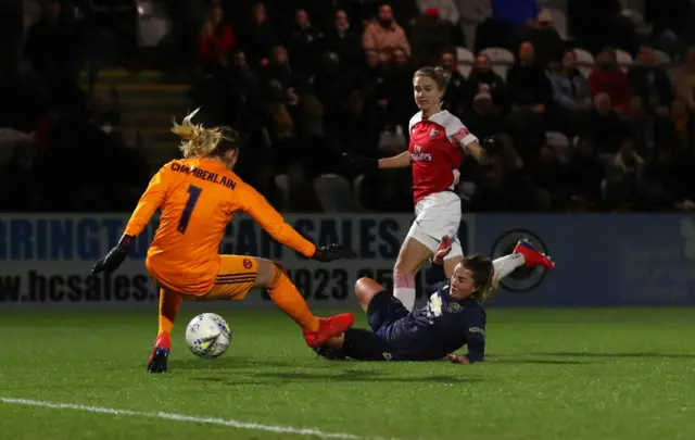 Vivianne Miedema scores in the last semi-final meeting between the teams