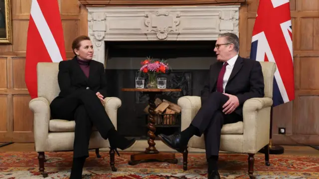 British Prime Minister Keir Starmer (right) and Danish Prime Minister Mette Frederiksen (left)