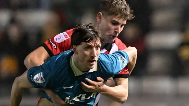 Lincoln v Burton match action