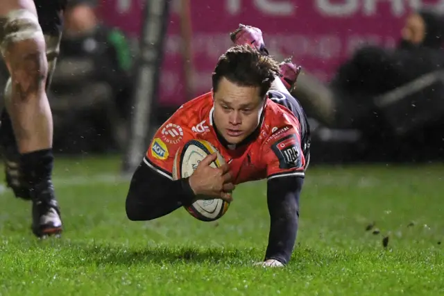 Quan Horn of Lions scores a try