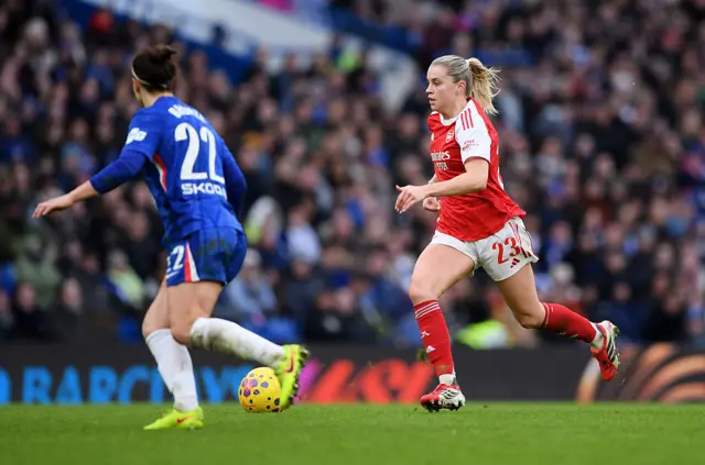 Alessia Russo on the ball for Arsenal