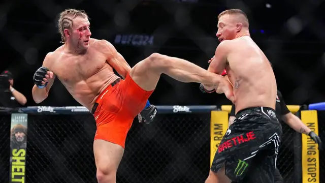 Paddy Pimblett kicks Justin Gaethje