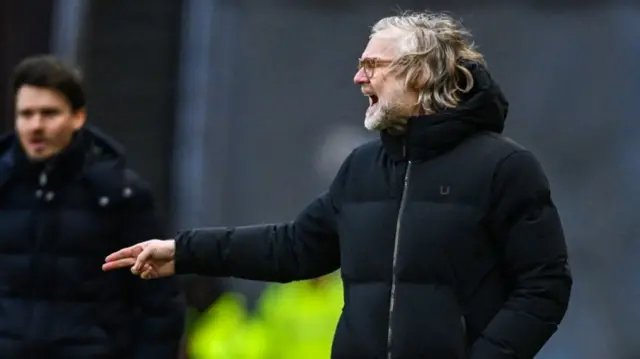 Dundee manager Steven Pressley