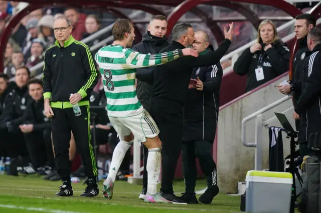 HT: Heart of Midlothian 0-1 Celtic