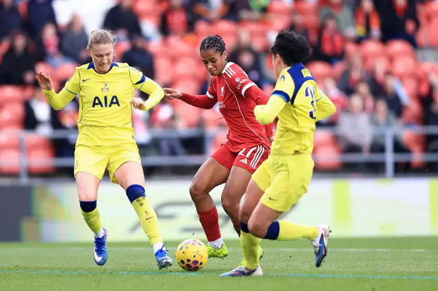 Aurelie Csillag on the ball for Liverpool