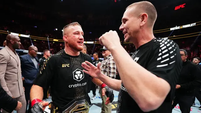 Justin Gaethje talks with coach Trevor Wittman