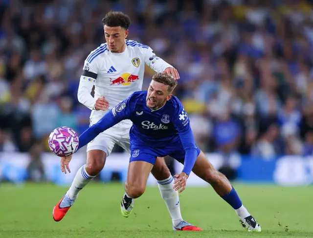 Ampadu tackles Dewsbury-Hall