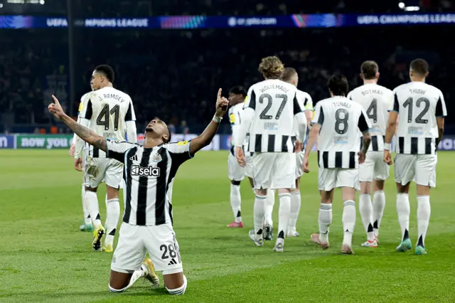 Joe Willock of Newcastle celebrates