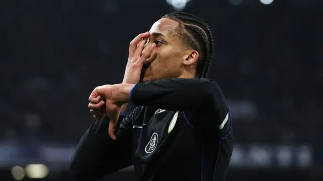 Joao Pedro celebrating