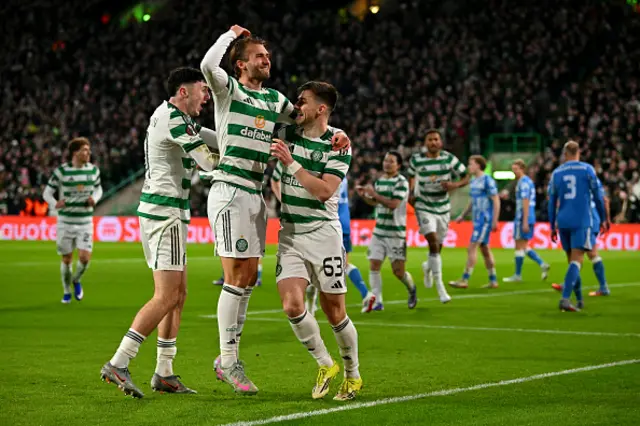 Celtic's Swedish midfielder #08 Benjamin Nygren (C) celebrates s
