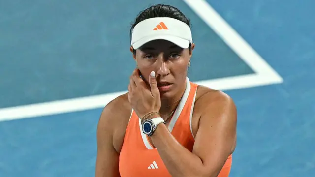 Jessica Pegula reacts