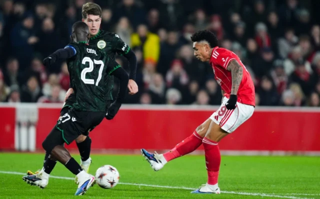 Nottingham Forest's Igor Jesus scoring the second goal