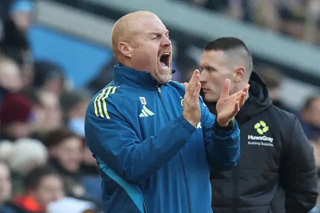 Nottingham Forest's English head coach Sean Dyche gestures on the touchline
