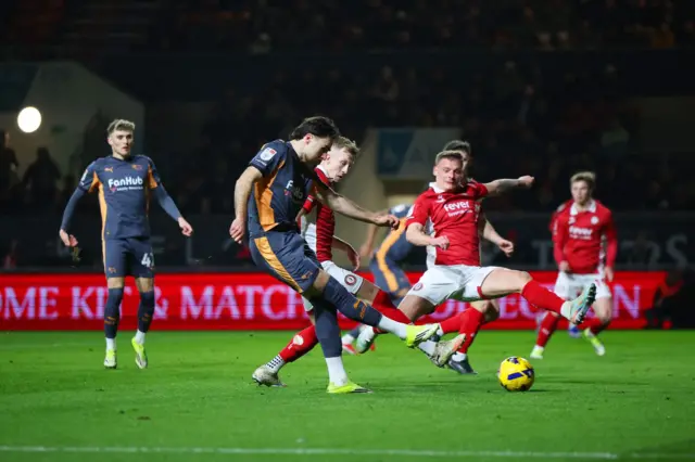 Ben Brereton-Diaz scores