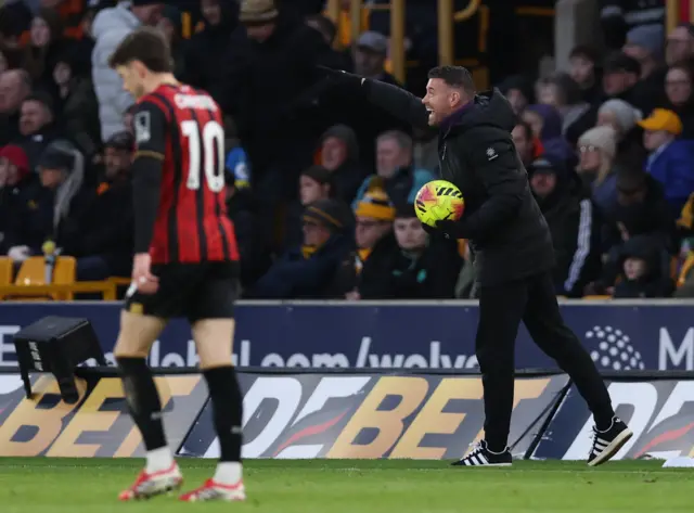 Edwards directs Wolves from the sideline