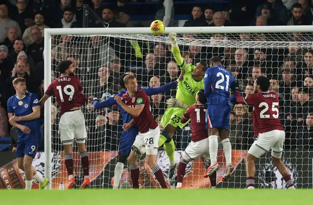 Alphonse Areola saving the ball