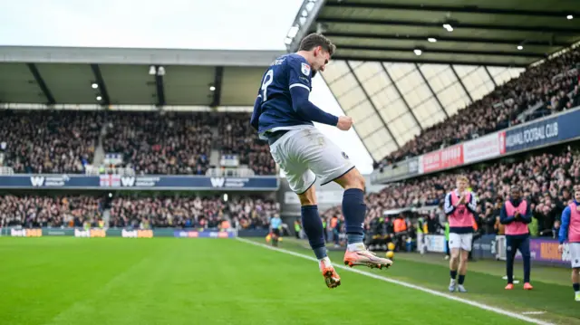 Mihailo Ivanovic jumps in celebration