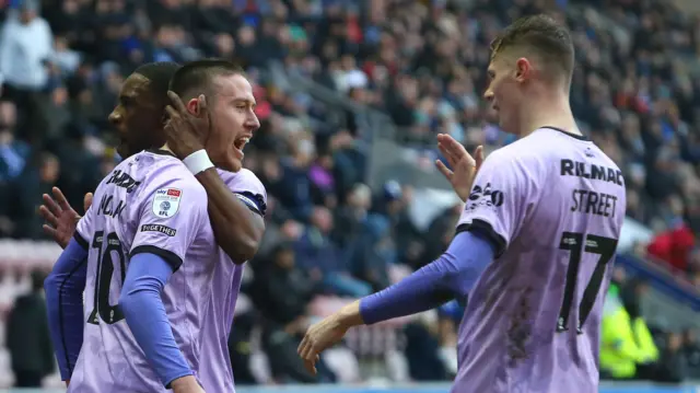Jack Moylan scores for Lincoln