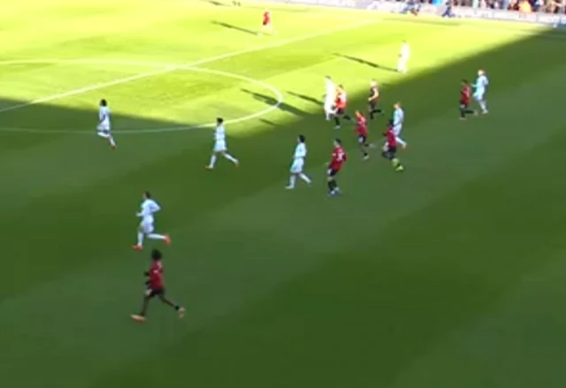 Sesko offside in build up to disallowed Cunha goal