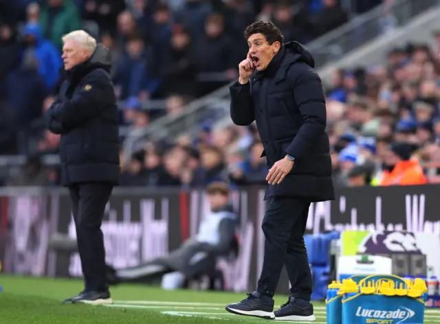 Keith Andrews reacts.