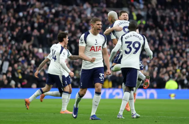 Tottenham Hotspur's Ben Davies celebrates