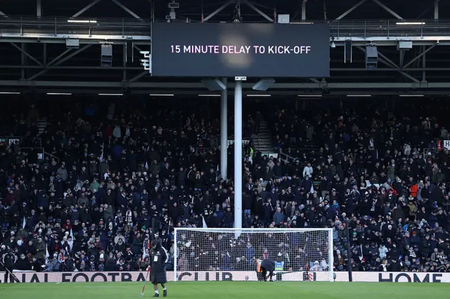 The LED board tells spectators that there will be a fifteen minute delay to the match kicking off prior to the Premier League match between Fulham and Liverpool at Craven Cottage on January 04, 2026 in London, England.