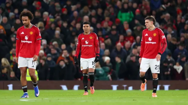 Man Utd players react after conceding against Wolves