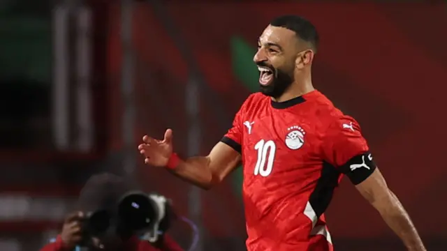 Mohamed Salah celebrates