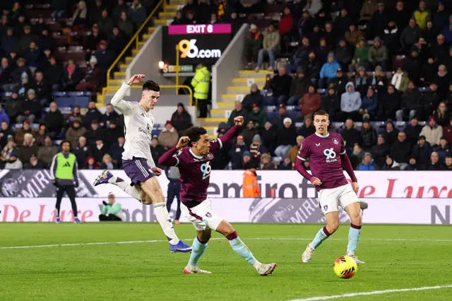 Benjamin Sesko of Manchester United scores his team's second goal