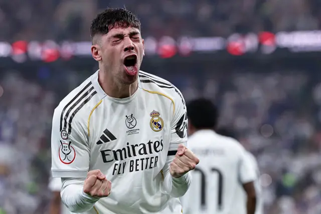 Federico Valverde celebrates his goal