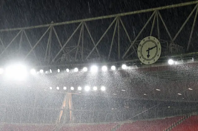 Rain at Emirates Stadium