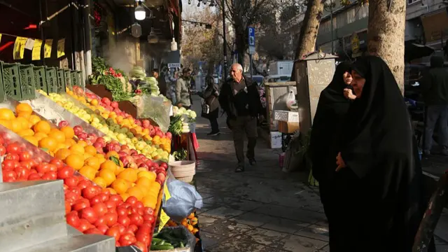 A view from a market as people shop amid soaring prices, a rapidly devaluing currency, and mounting economic pressure ahead of the governmentâs planned rollout of a monthly food coupon system during the worst economic crisis since 1979, in Tehran, Iran on January 7, 2026