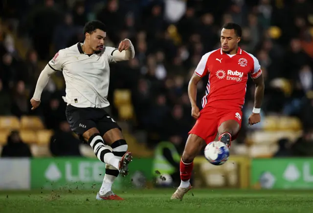 Port Vale chase possession