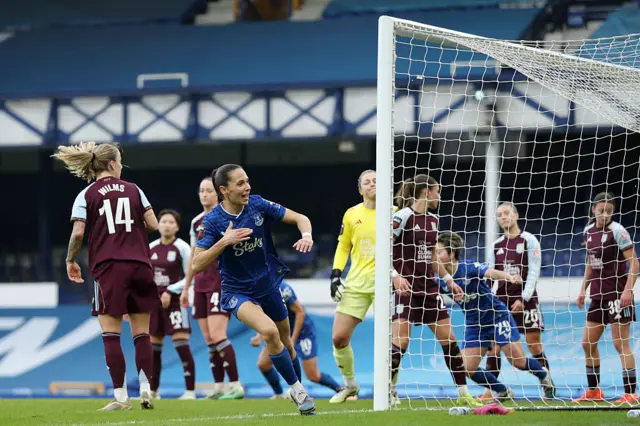 Martina Fernandez scoring a goal