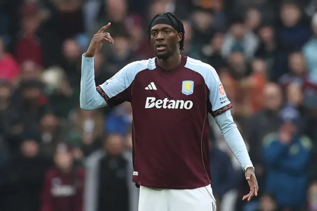 Tammy Abraham gestures