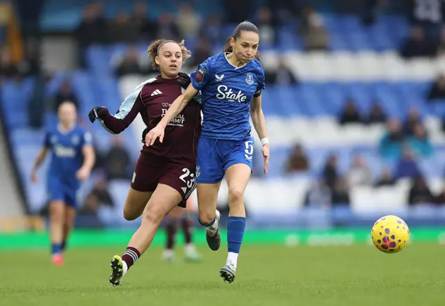 Martina Fernandez scoring a goal
