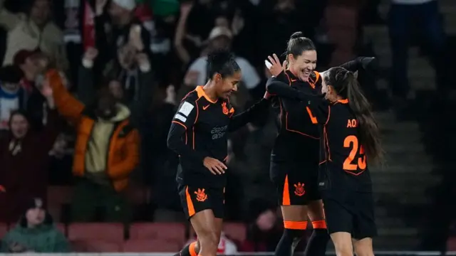 Gabi Zanotti celebrates with her teammates