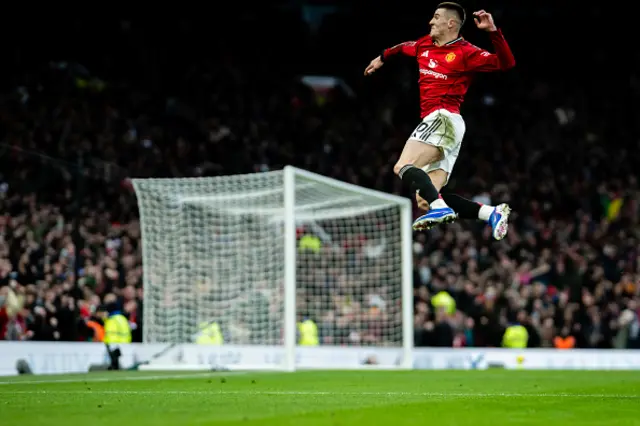 Benjamin Sesko of Manchester United celebrates
