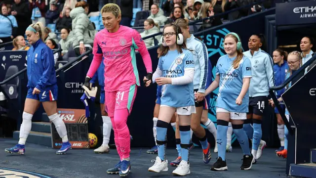 Ayaka Yamashita leads Man City out