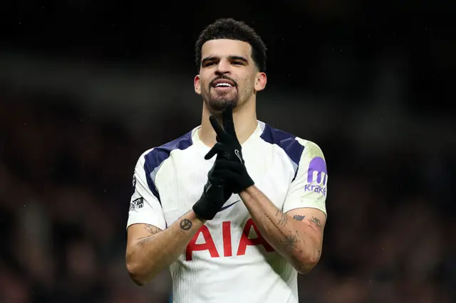 Dominic Solanke celebrating his goal