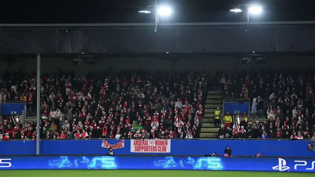 Fans at the prev meeting in December