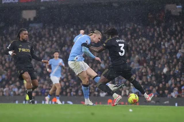 Erling Haaland scores Manchester City's third goal