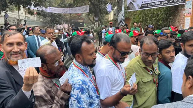 Voters standing in line