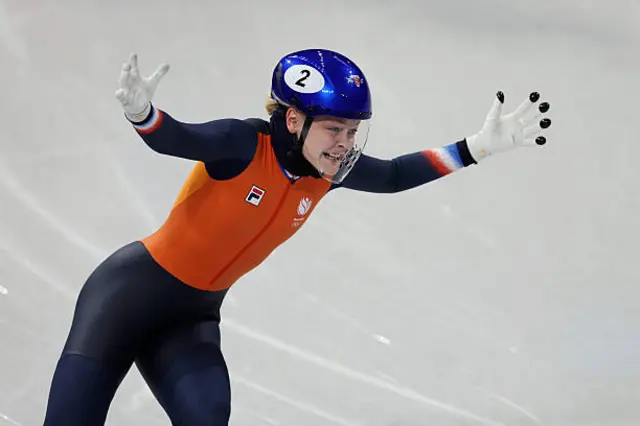 Xandra Velzeboer