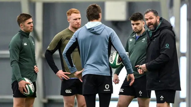 Andy Farrell speaks to his players