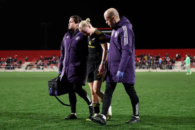 Anna Sandberg leaves the pitch