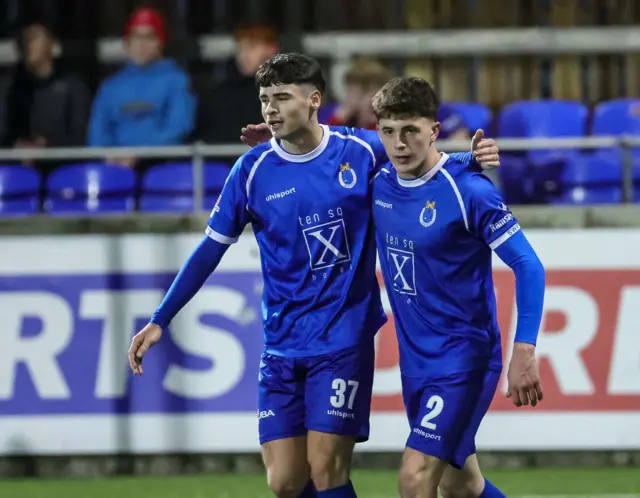 Steven Scott celebrates